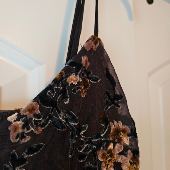 Lulus Dress Evenings w/ You Velvet Burnout Floral Size Medium Fairy Whimsigoth - Picture 12 of 13